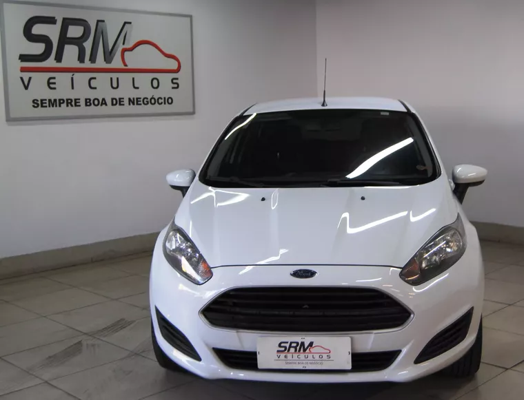 Ford Fiesta Branco 1