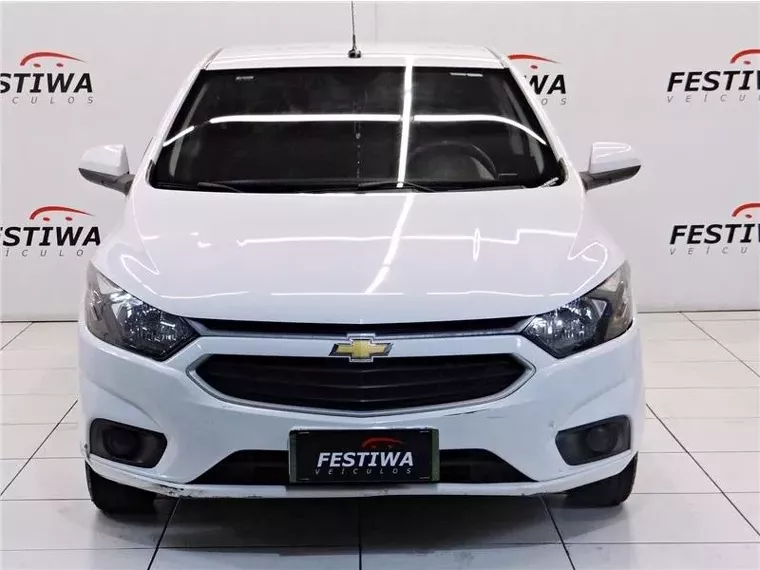 Chevrolet Prisma Branco 5