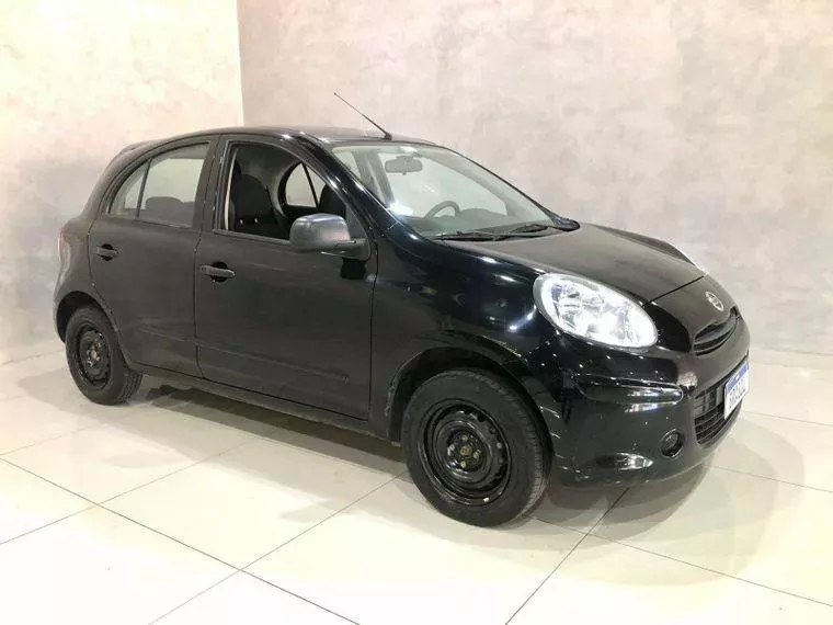 Nissan March Preto 5