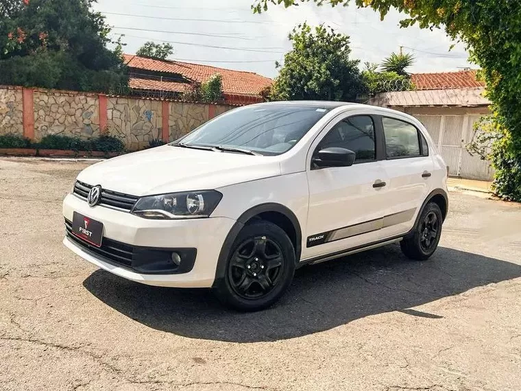 Volkswagen Gol Branco 10