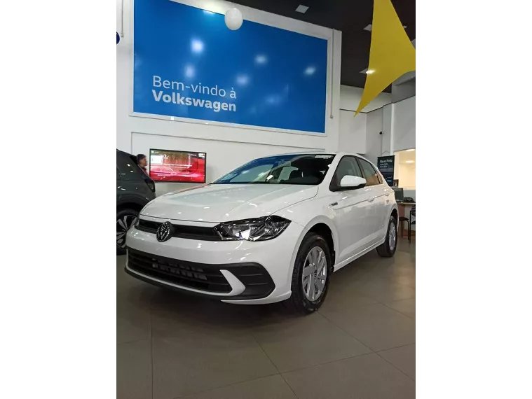 Volkswagen Polo Hatch Branco 8