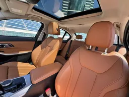 BMW 320i