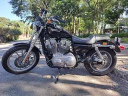 Sportster 883