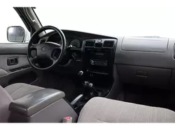 Toyota Hilux SW4