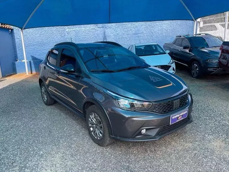 Fiat Argo Cinza 4