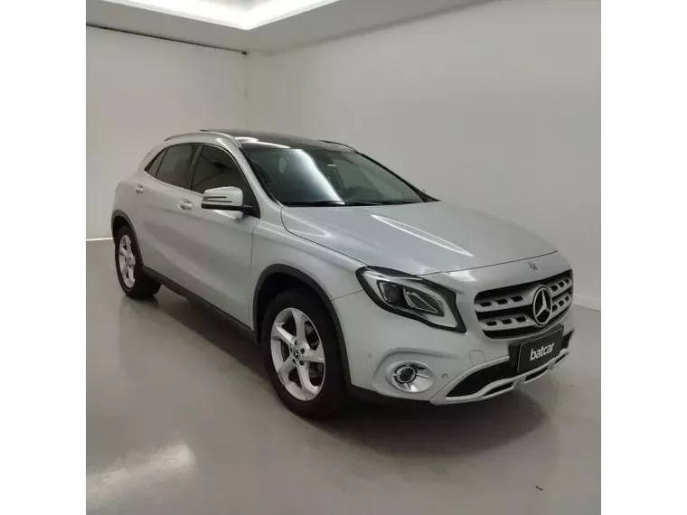 Mercedes-benz GLA 200 Prata 8