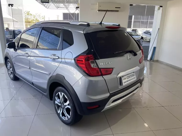 Honda WR-V Prata 15