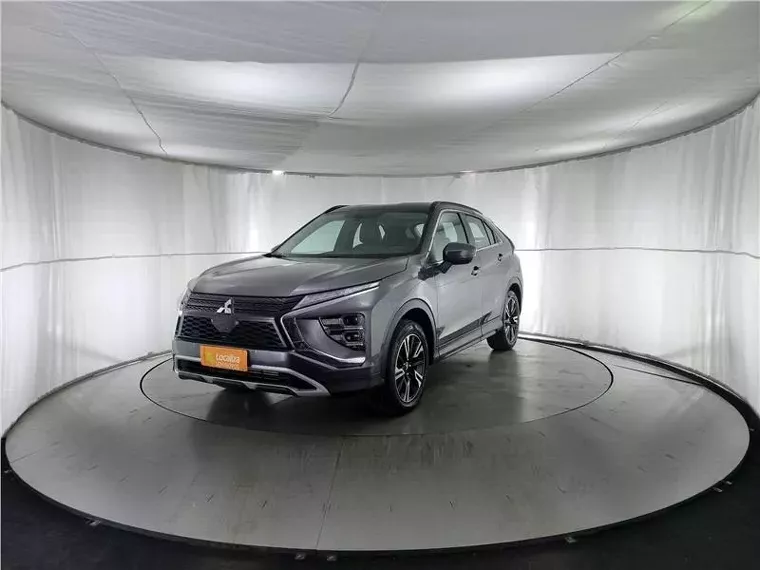 Mitsubishi Eclipse Cross Cinza 13