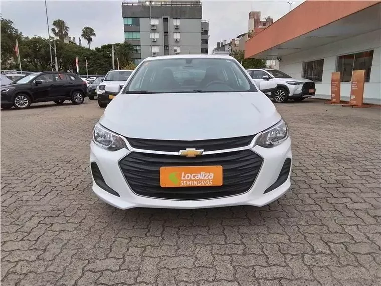 Chevrolet Onix Branco 7