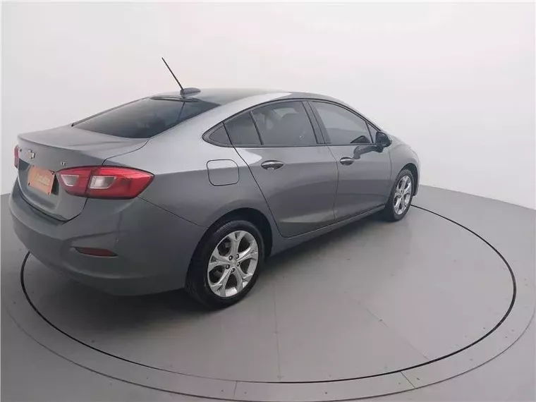 Chevrolet Cruze Cinza 14