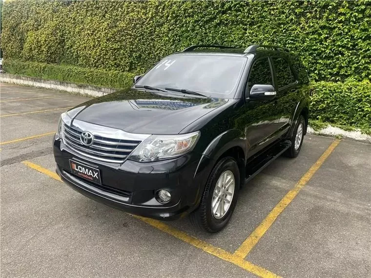 Toyota Hilux SW4 Preto 7