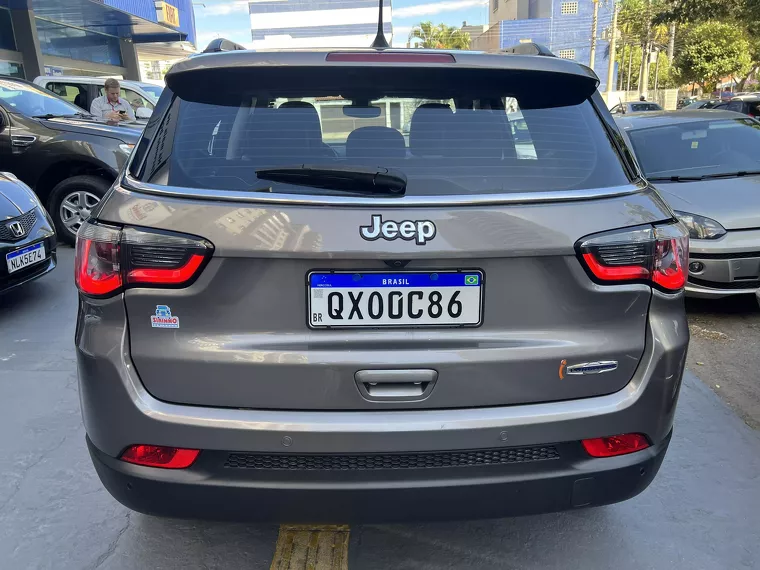 Jeep Compass Cinza 14