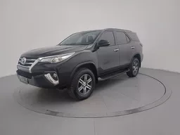 Toyota Hilux SW4