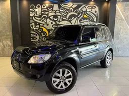 Mitsubishi Pajero TR4