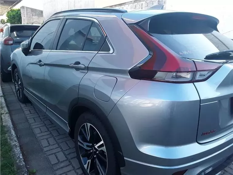 Mitsubishi Eclipse Cross Prata 8