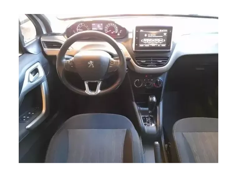 Peugeot 2008 Branco 10