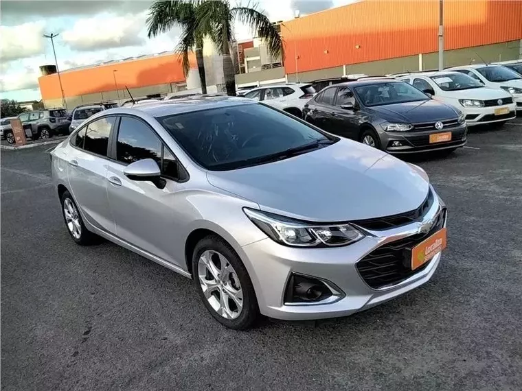 Chevrolet Cruze Prata 3