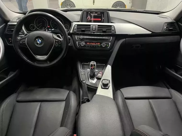 BMW 320i Preto 9