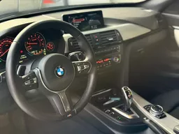 BMW 328i