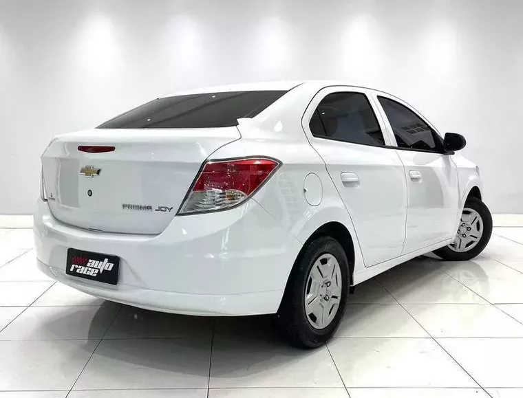 Chevrolet Prisma Branco 6