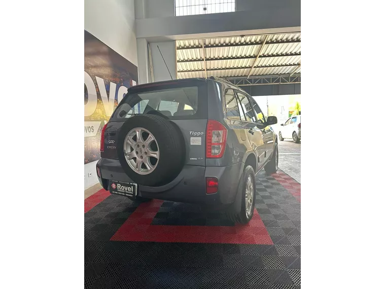 Chery Tiggo Cinza 5