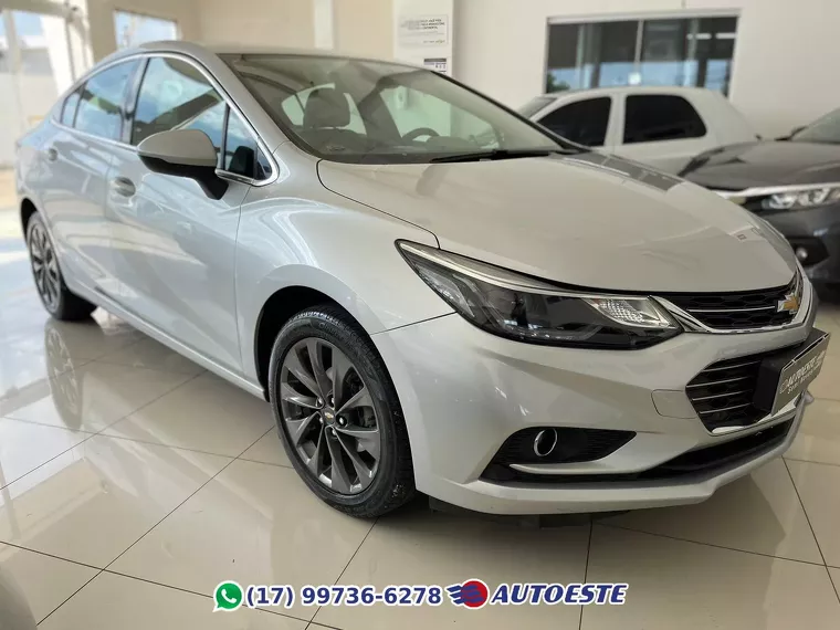 Chevrolet Cruze Prata 1