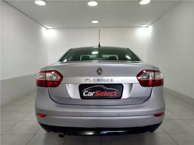 Renault Fluence Prata 12