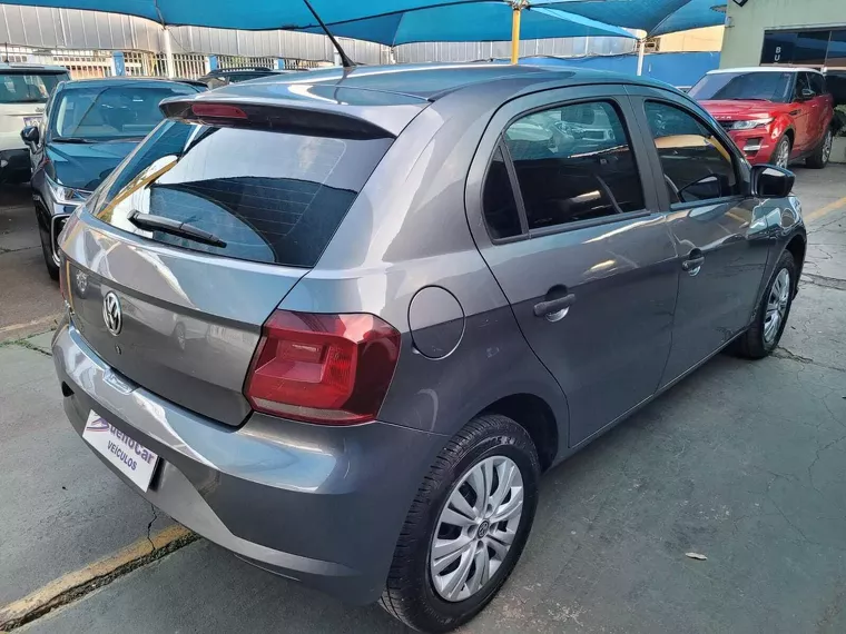 Volkswagen Gol Cinza 20