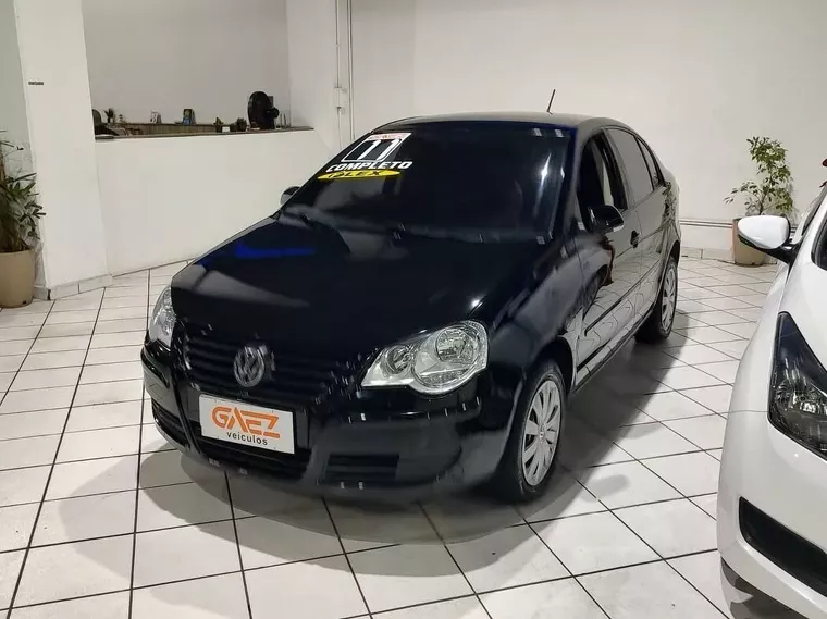 Volkswagen Polo Sedan Preto 18