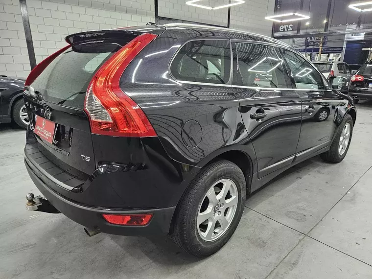 Volvo XC60 Preto 6