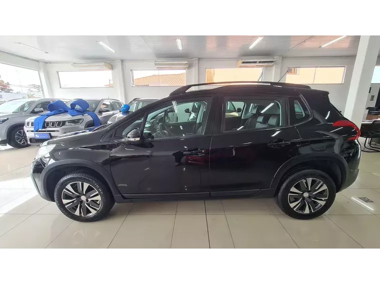 Peugeot 2008 Preto 16