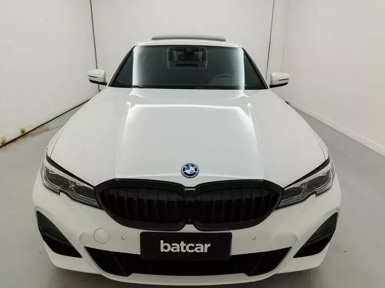 BMW 330e Branco 8