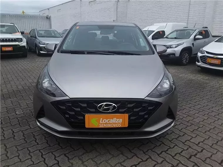 Hyundai HB20 Prata 2