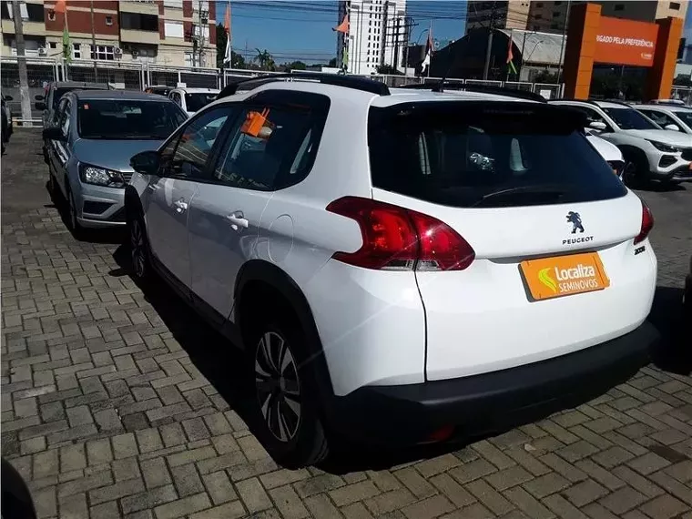 Peugeot 2008 Branco 5