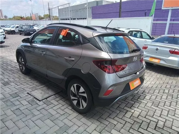 Hyundai HB20X Prata 1