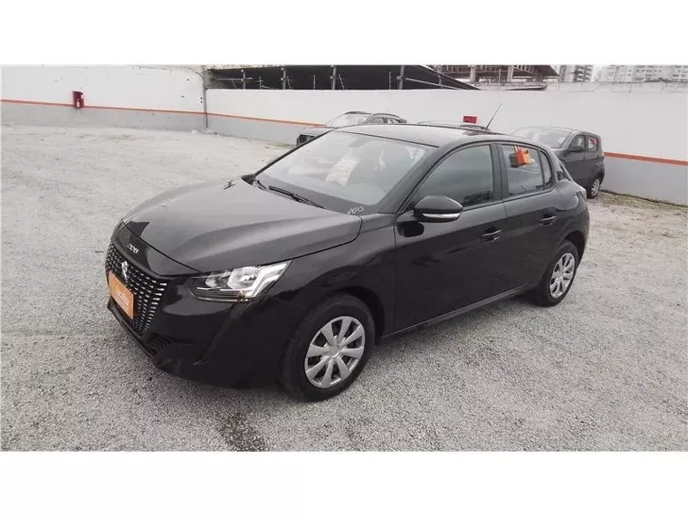 Peugeot 208 Preto 1