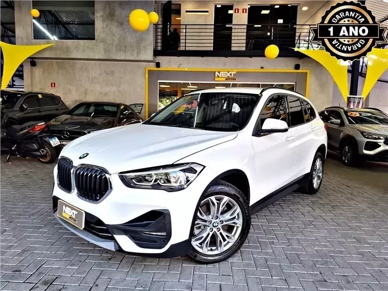 BMW X1 Branco 18