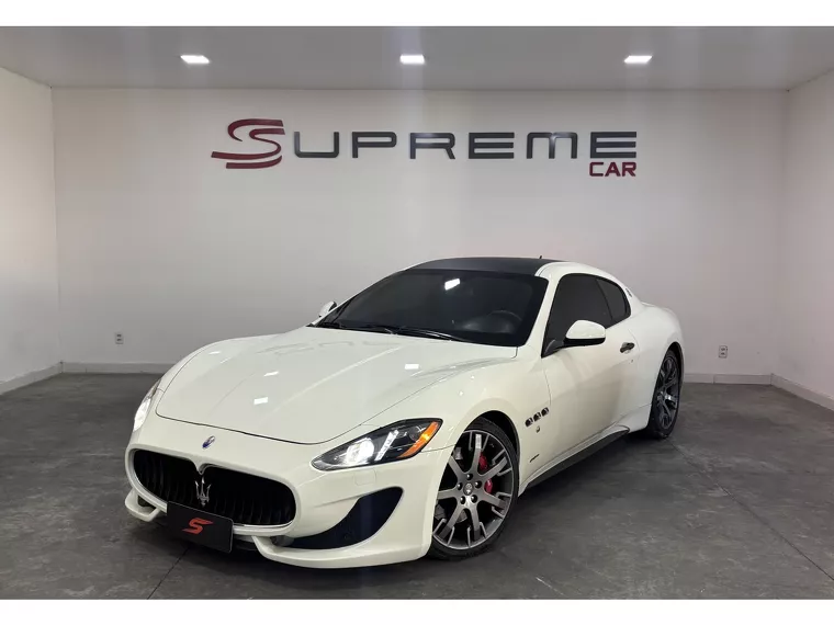 Maserati Granturismo MC STRADALE 4.7 V8 AT 2014