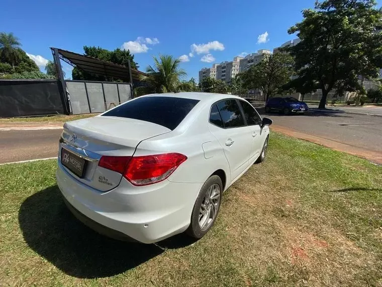 Citroën C4 Lounge Branco 7