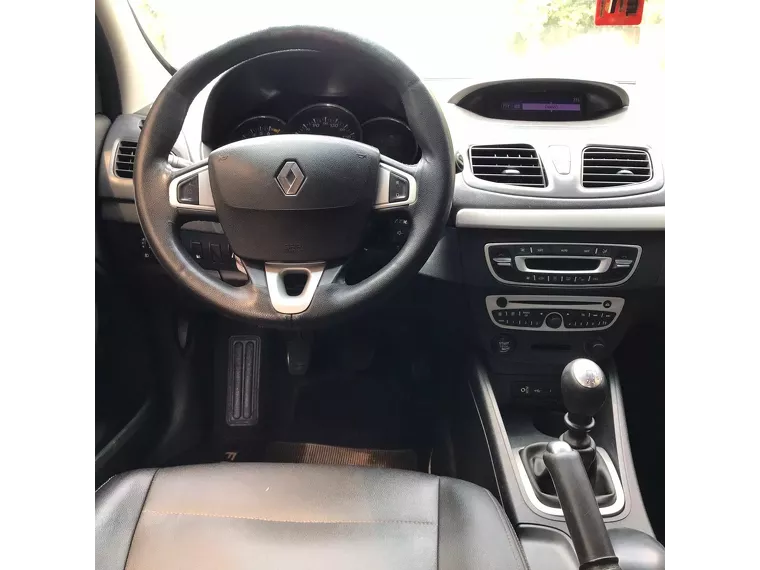 Renault Fluence Prata 8