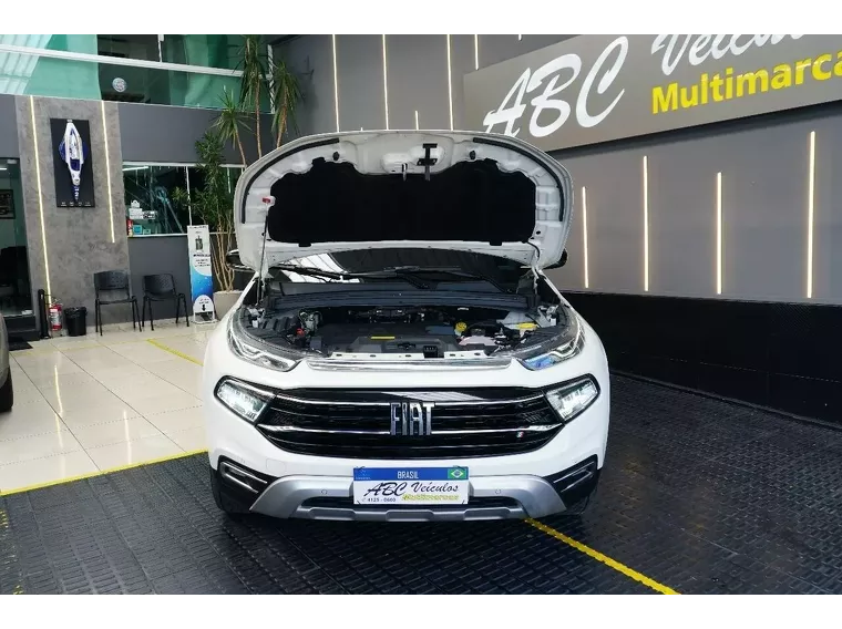 Fiat Toro Branco 10