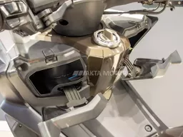 Kymco AK