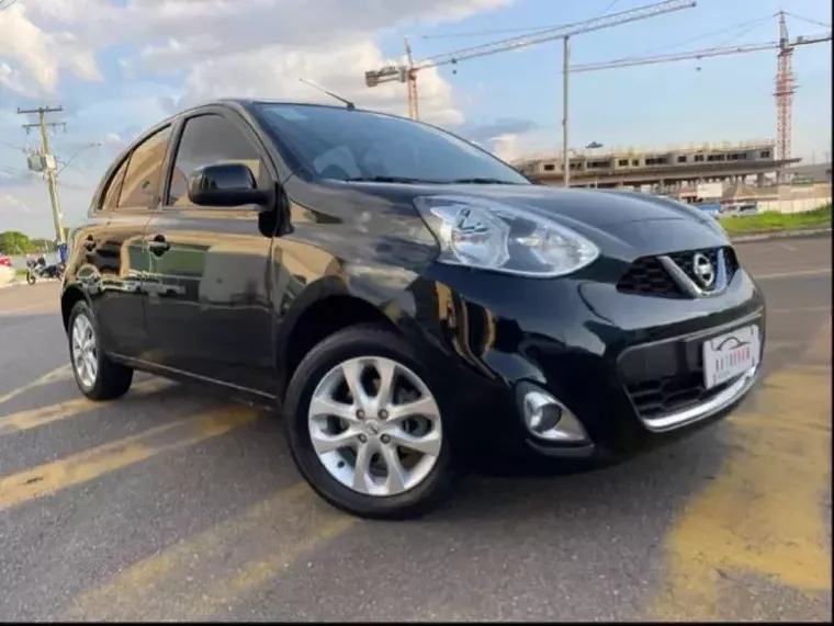 Nissan March Preto 10