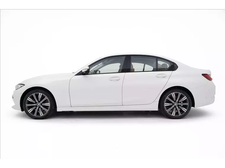 BMW 320i Branco 18