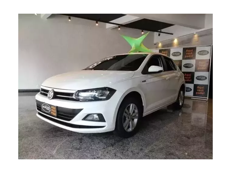 Volkswagen Polo Hatch Branco 7