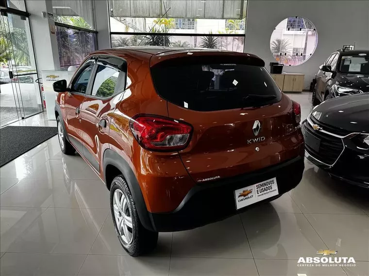 Renault Kwid Laranja 10