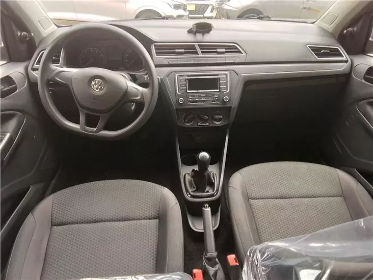 Volkswagen Gol Prata 8