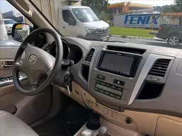 Toyota Hilux SW4