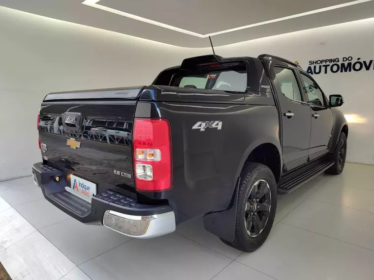 Chevrolet S10 Preto 28