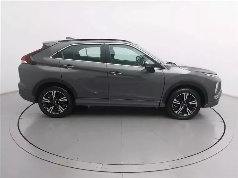 Mitsubishi Eclipse Cross Cinza 10